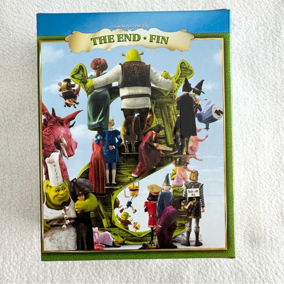 Shrek Blu-Ray Box Set - Picture 4 of 5